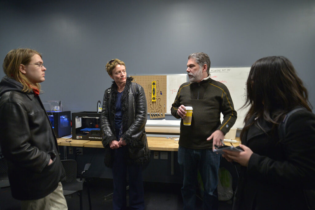 Emma & Frank in the MAGNET hardware lab